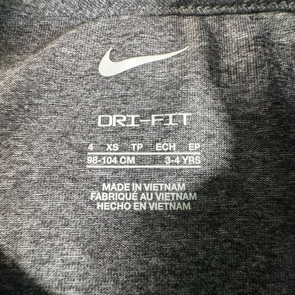 Nike Boys Clothes Lot Sz 4 (XS) Shirts Shorts Pants Athletic Dri-FIT Outfit Set - Picture 13 of 15